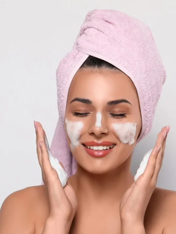 White Beauty Face Wash - Image 4